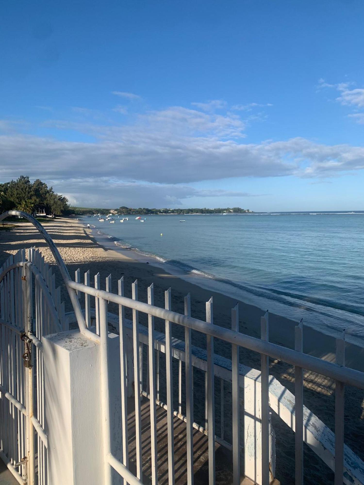 Beachfront * Albion
